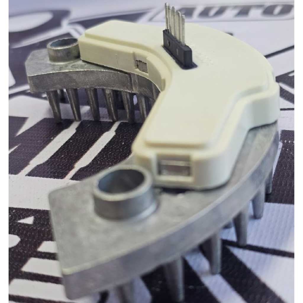 دیود نعلی یا دیود شانه ای پژو 206