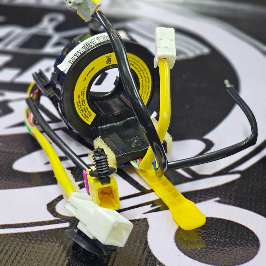 سوئیچ چرخشی فرمان 207  ایساکو شرکتی